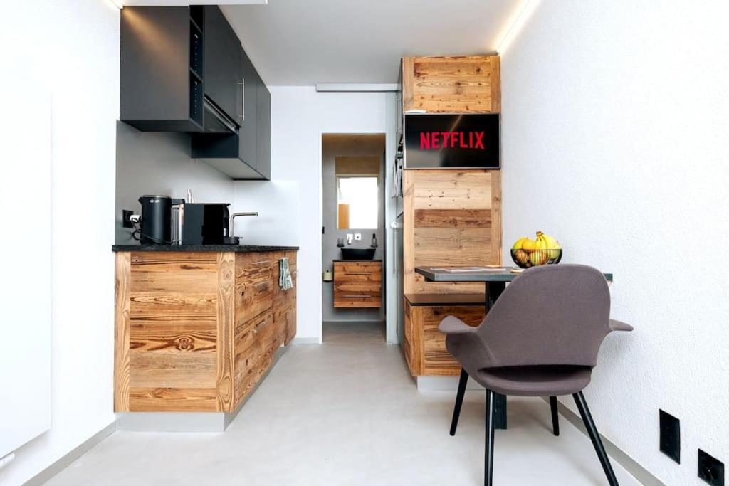 Small But Wow! Studio With Pool @ The Central Lake Crans-Montana Extérieur photo