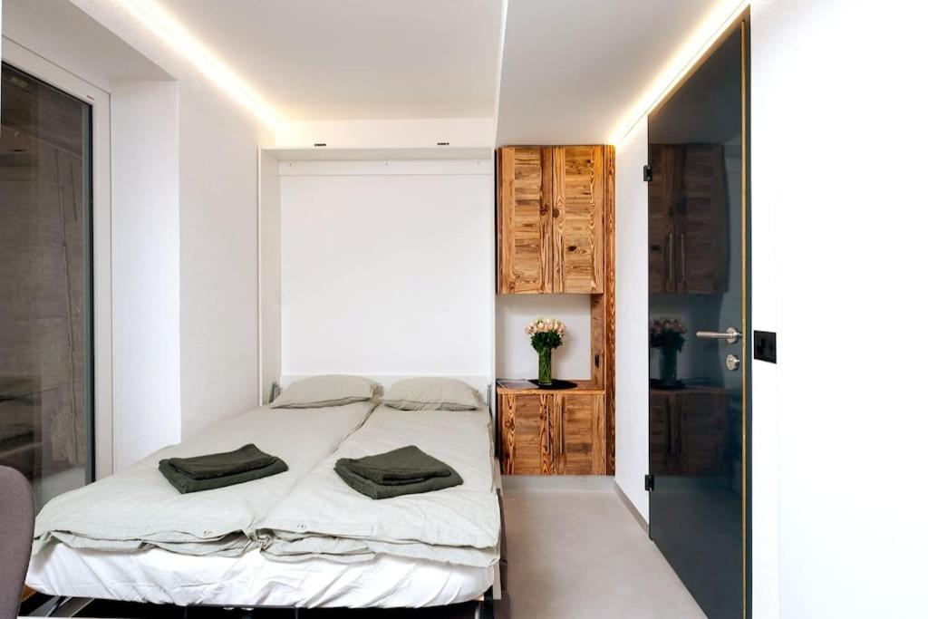 Small But Wow! Studio With Pool @ The Central Lake Crans-Montana Extérieur photo