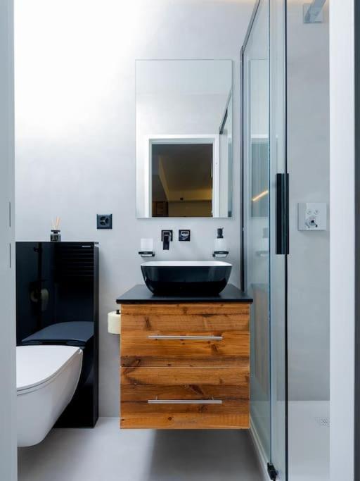 Small But Wow! Studio With Pool @ The Central Lake Crans-Montana Extérieur photo